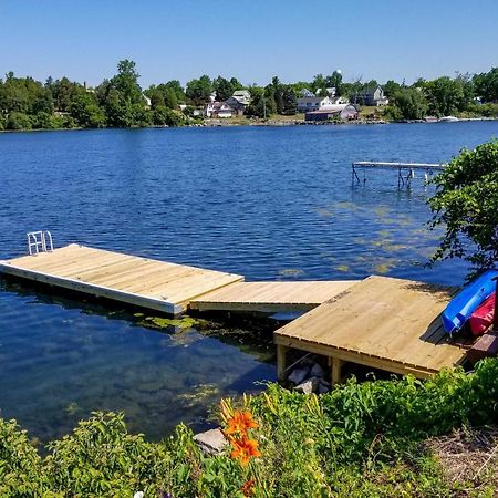 Family Cottage On Chaumont Bay, Walk To Downtown Extérieur photo
