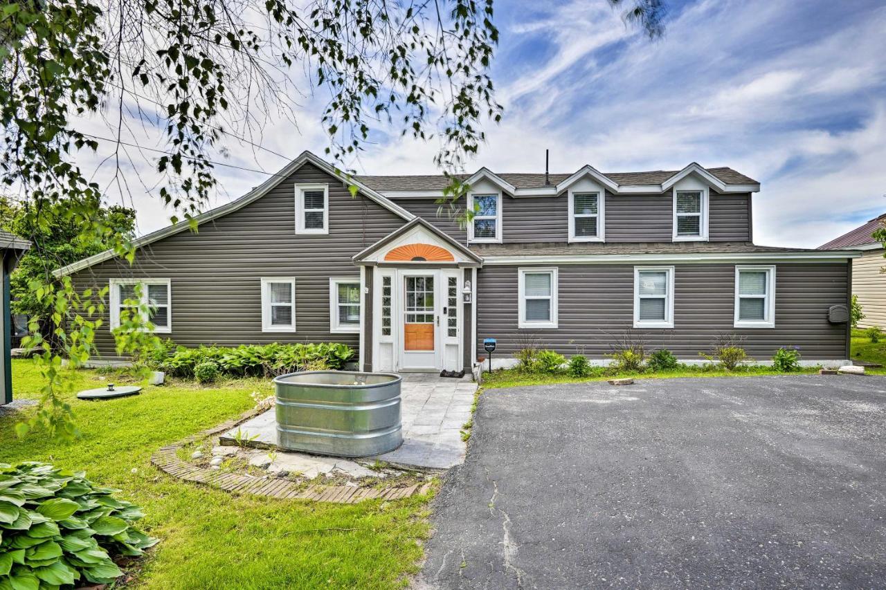 Family Cottage On Chaumont Bay, Walk To Downtown Extérieur photo